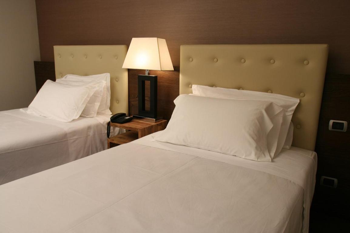 Admiral Park Hotel Zola Predosa Kültér fotó